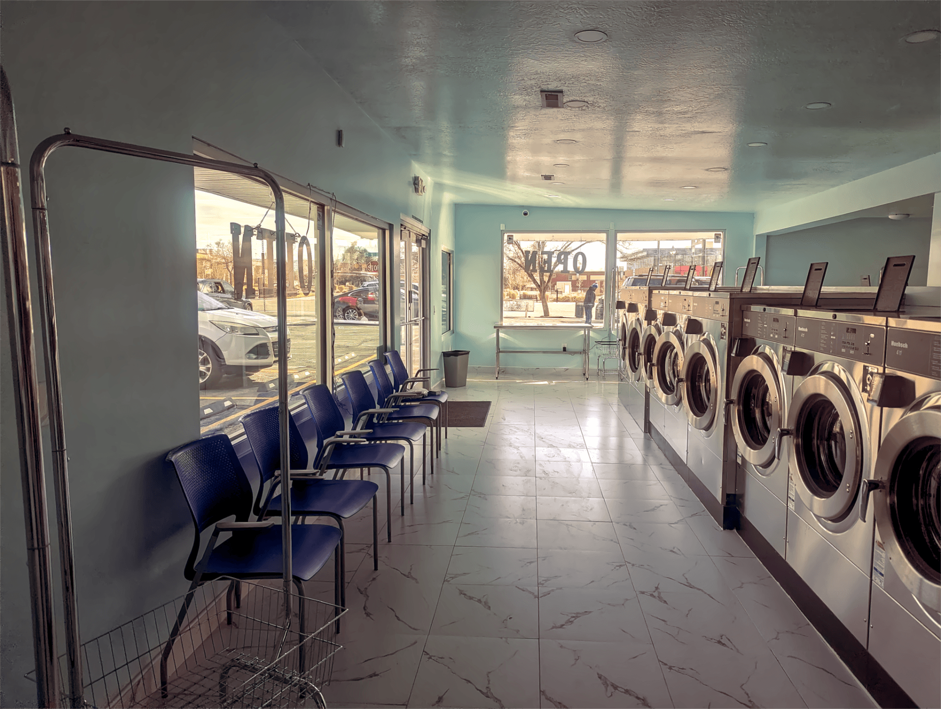 About Midvale Express Laundromat